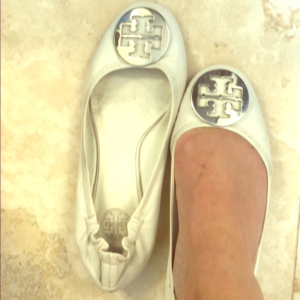 Tory Burch White leather ballet flats